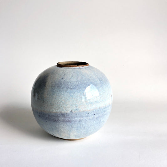 Moon vase